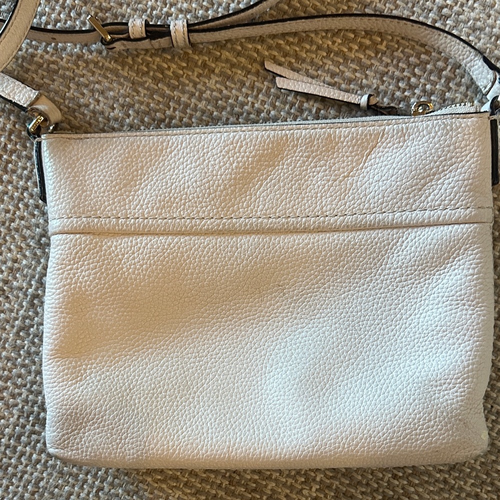 Kate Spade Ivory Crossbody Purse Great Condition!✨ - Picture 5 of 12
